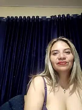 samarax0 from StripChat is Freechat
