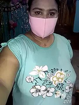 Samira112 from StripChat is Freechat