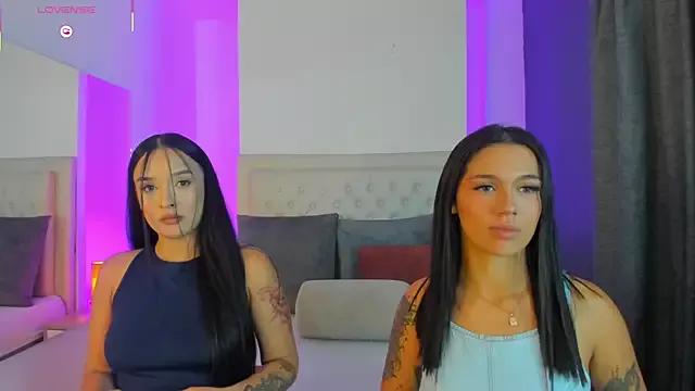 Entertain your itch for girls livestreamers with our collection of stunning models, skilled in the art of temptation and delight.