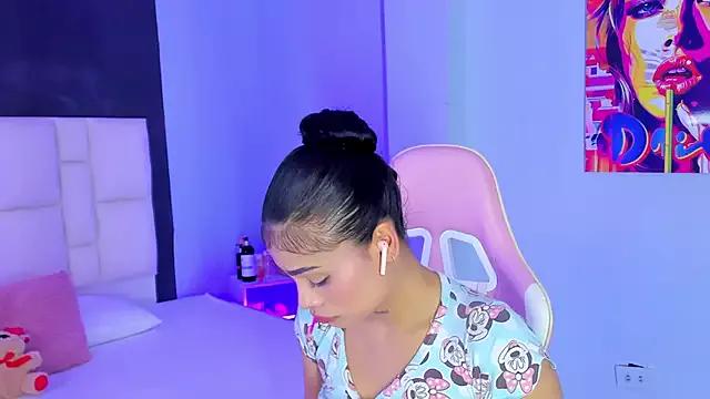 Entertain your itch for girls livestreamers with our collection of stunning models, skilled in the art of temptation and delight.