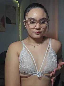 Samy-Candy from StripChat is Freechat