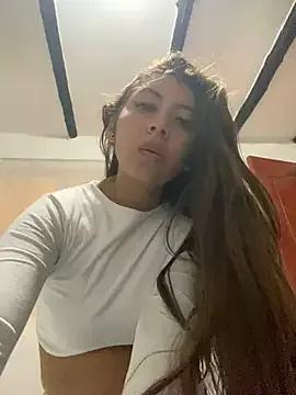 Photos of Sara-cooper_ from StripChat is Freechat