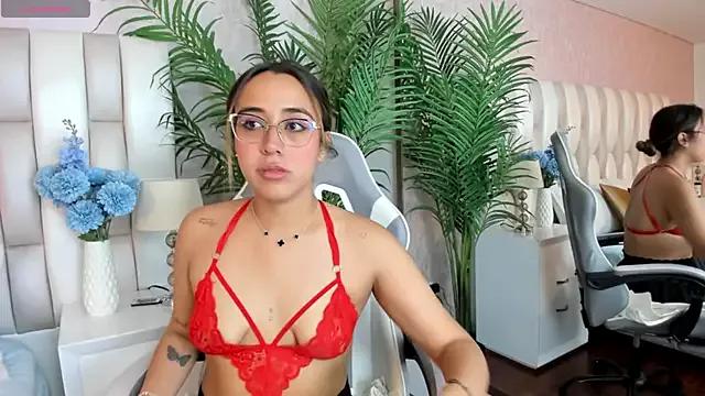 Entertain your itch for girls livestreamers with our collection of stunning models, skilled in the art of temptation and delight.
