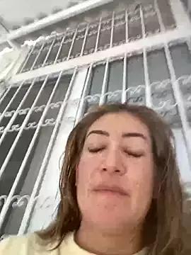 sara_peters_ from StripChat is Freechat