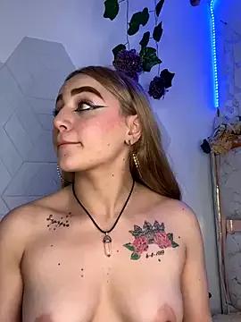 Entertain your itch for girls livestreamers with our collection of stunning models, skilled in the art of temptation and delight.