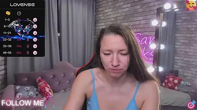 Entertain your itch for girls livestreamers with our collection of stunning models, skilled in the art of temptation and delight.