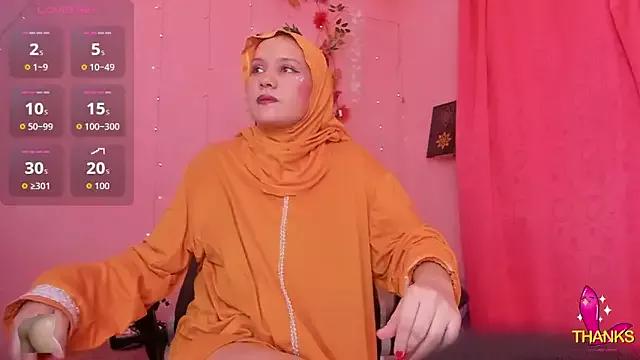 SaraMaalouf from StripChat is Freechat