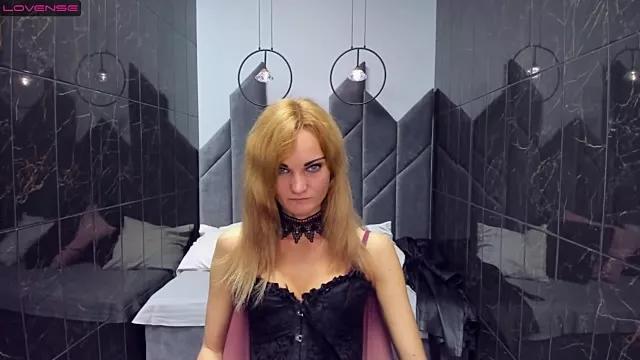Entertain your itch for girls livestreamers with our collection of stunning models, skilled in the art of temptation and delight.