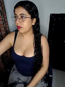 SaraSweet19 from StripChat is Freechat