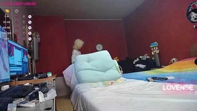 sarateu from StripChat
