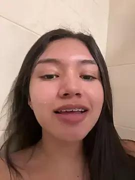Sarayuu_ from StripChat is Freechat