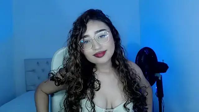 Entertain your itch for girls livestreamers with our collection of stunning models, skilled in the art of temptation and delight.