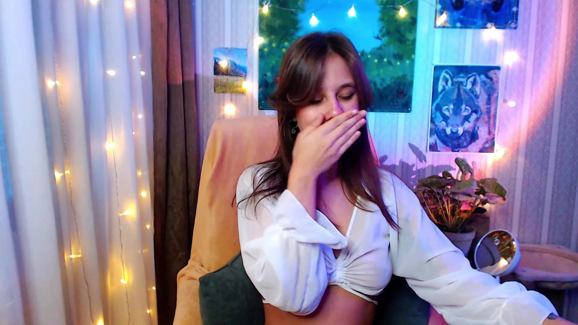 Entertain your itch for girls livestreamers with our collection of stunning models, skilled in the art of temptation and delight.