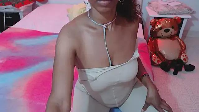 Entertain your itch for girls livestreamers with our collection of stunning models, skilled in the art of temptation and delight.