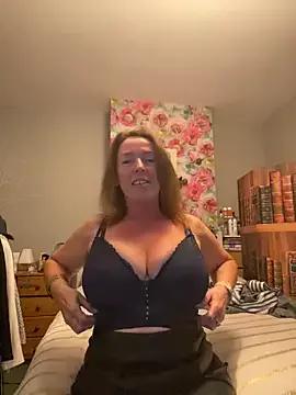 Sassylady from StripChat is Freechat