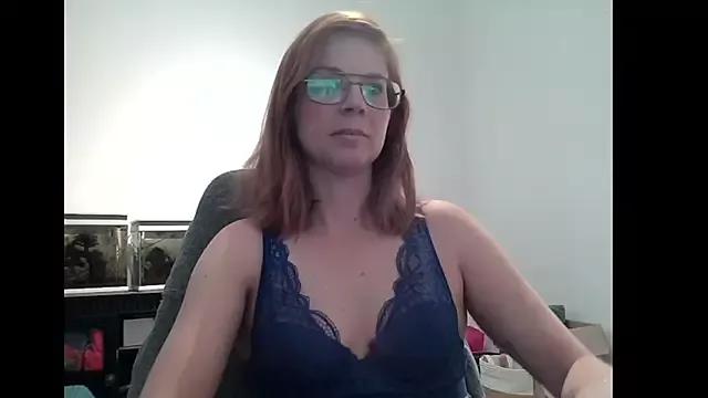 SavannaGirly from StripChat is Freechat