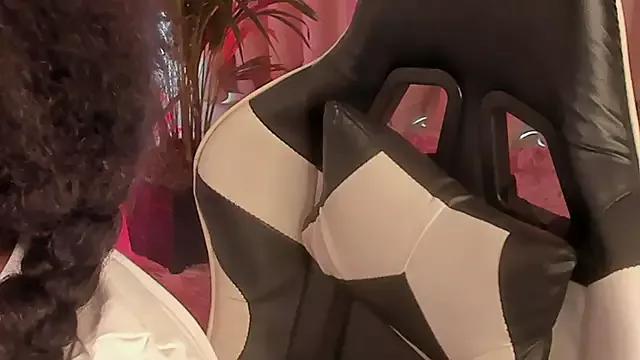 Entertain your itch for girls livestreamers with our collection of stunning models, skilled in the art of temptation and delight.