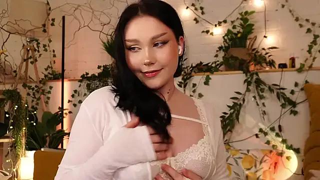 ScarletBlaze from StripChat is Freechat