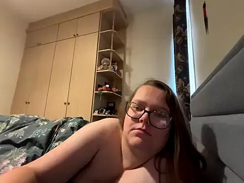 Scarletcum22 from StripChat is Freechat