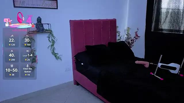 ScarletMedusa from StripChat is Freechat
