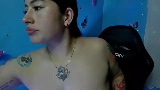 ScarletRossee from StripChat is Freechat