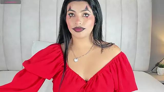 Entertain your itch for girls livestreamers with our collection of stunning models, skilled in the art of temptation and delight.