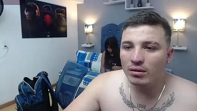 scarlett_and_justin from StripChat is Freechat
