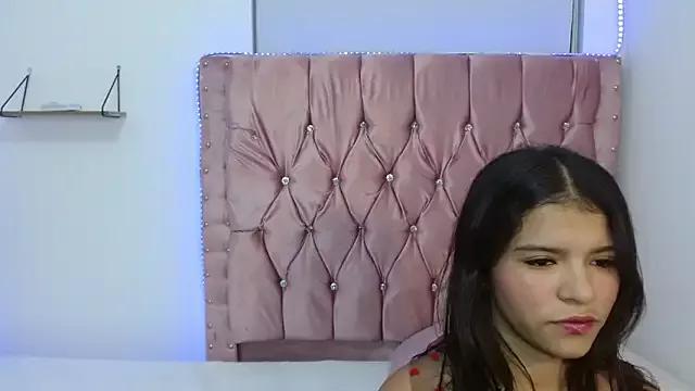 scarlett_enjoy1 from StripChat is Freechat
