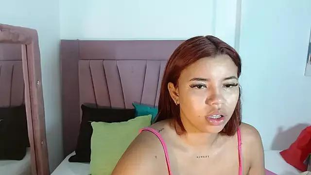 scarlett_enjoy1 from StripChat is Freechat