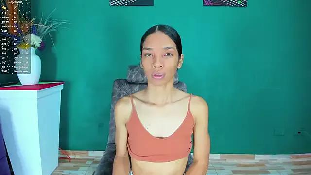 scarlett_molly from StripChat is Freechat