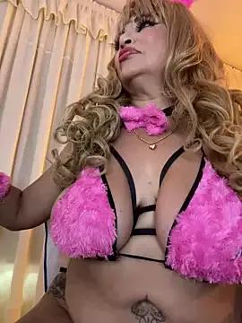 Entertain your itch for girls livestreamers with our collection of stunning models, skilled in the art of temptation and delight.