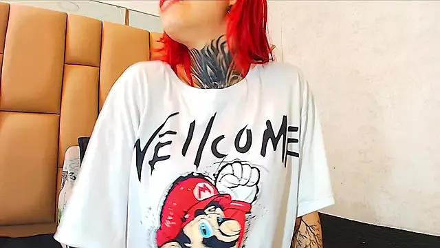 scarlett_slim from StripChat is Freechat