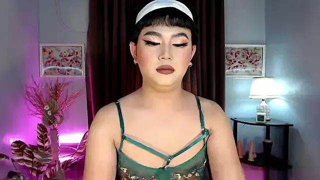 Entertain your itch for girls livestreamers with our collection of stunning models, skilled in the art of temptation and delight.