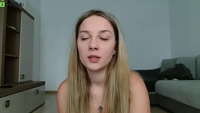 ScarlettSmithX from StripChat is Freechat