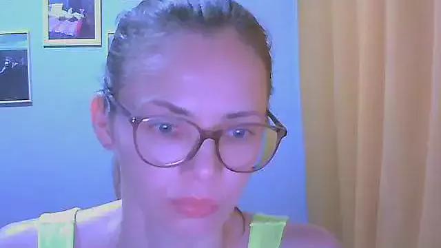 Photos of SEA_Dream from StripChat is Freechat