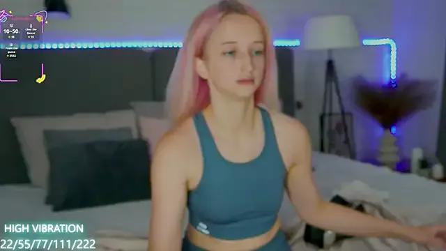 Entertain your itch for girls livestreamers with our collection of stunning models, skilled in the art of temptation and delight.