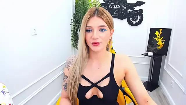 Entertain your itch for girls livestreamers with our collection of stunning models, skilled in the art of temptation and delight.