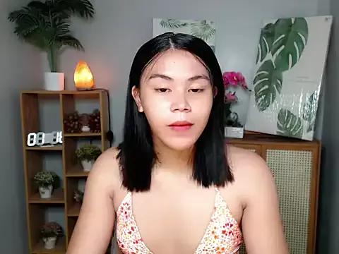 SelenaLoves_ from StripChat is Freechat