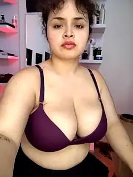 Entertain your itch for girls livestreamers with our collection of stunning models, skilled in the art of temptation and delight.