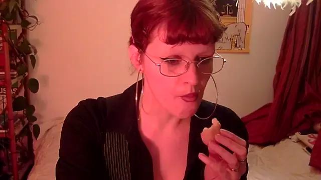 servenicoledickman from StripChat is Freechat