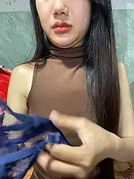 Sexlove_bb from StripChat is Freechat