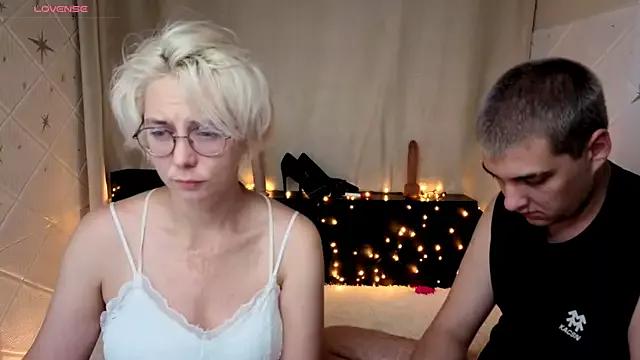 Entertain your itch for girls livestreamers with our collection of stunning models, skilled in the art of temptation and delight.