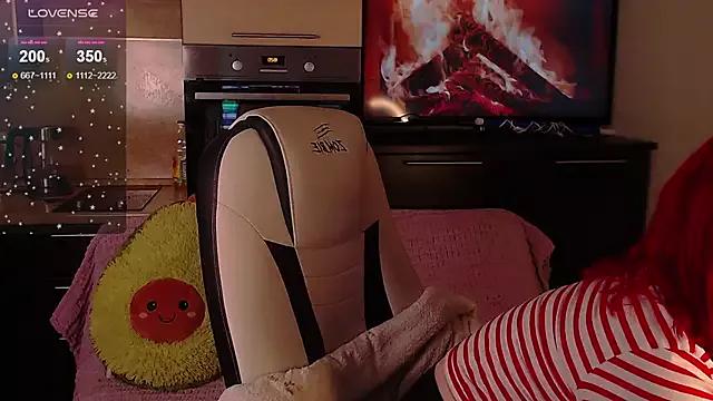 sexy_asian from StripChat is Freechat