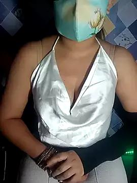 Sexy_leone from StripChat is Freechat