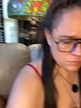 sexyasscougar from StripChat is Freechat