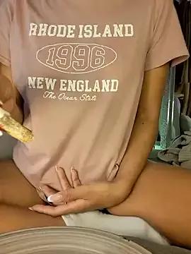SexyErola27 from StripChat is Freechat