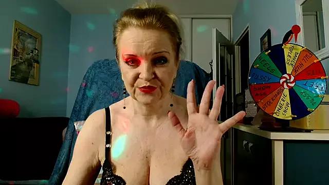sexyjennyeu from StripChat is Freechat