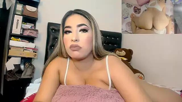 Entertain your itch for girls livestreamers with our collection of stunning models, skilled in the art of temptation and delight.