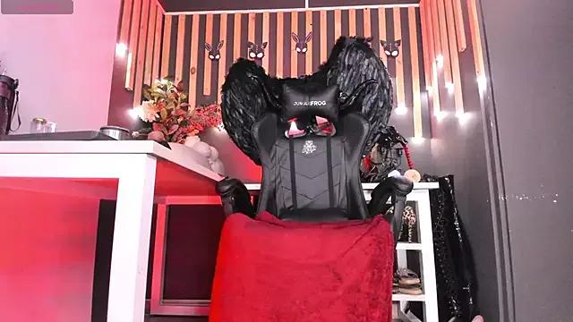 shaaroon_gold from StripChat is Freechat