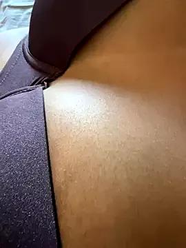 shakybabyx2 from StripChat is Freechat